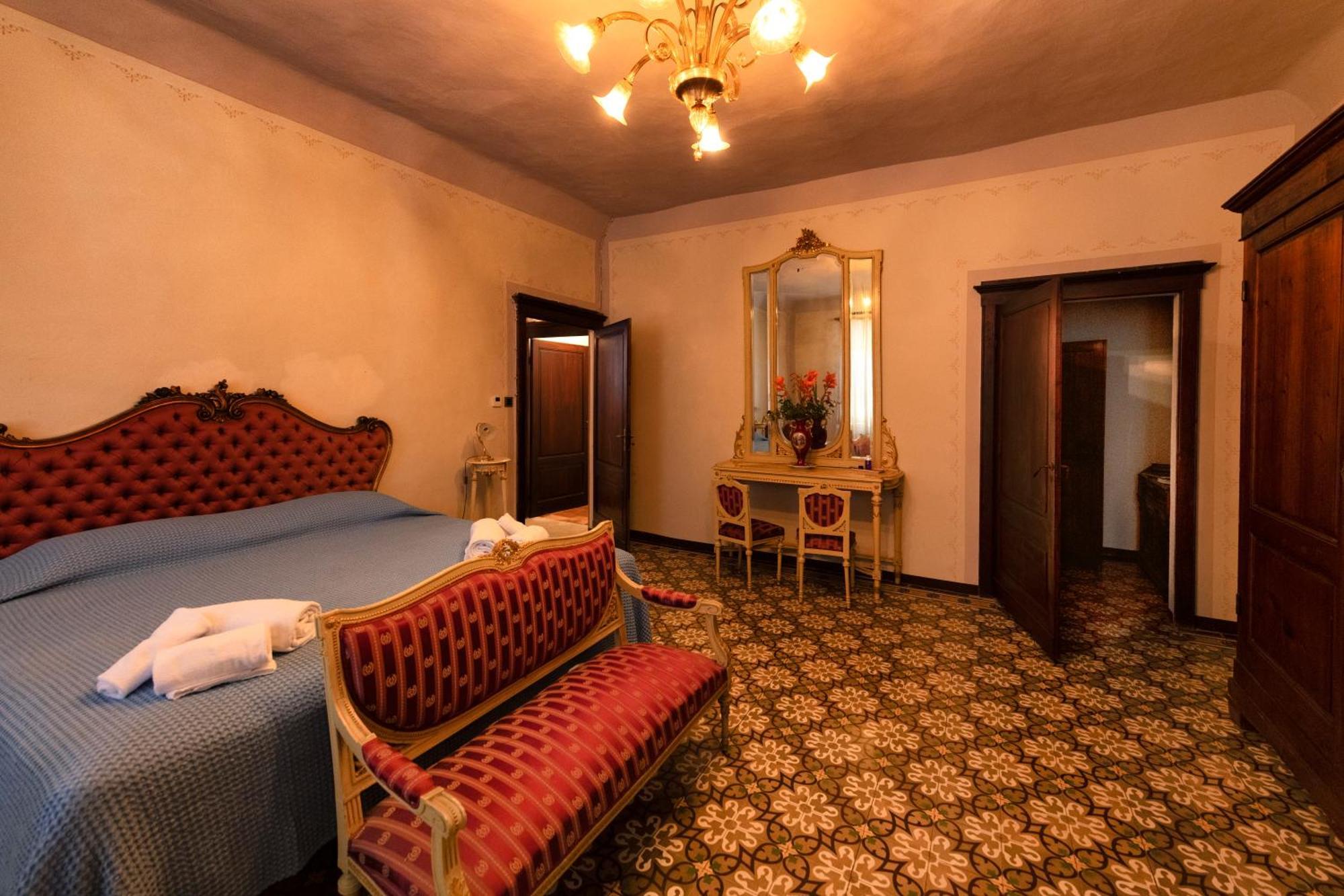 Il Palazzo Del Cardinale Bed & Breakfast Montalcino Ngoại thất bức ảnh