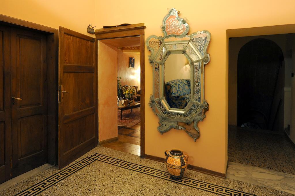 Il Palazzo Del Cardinale Bed & Breakfast Montalcino Ngoại thất bức ảnh