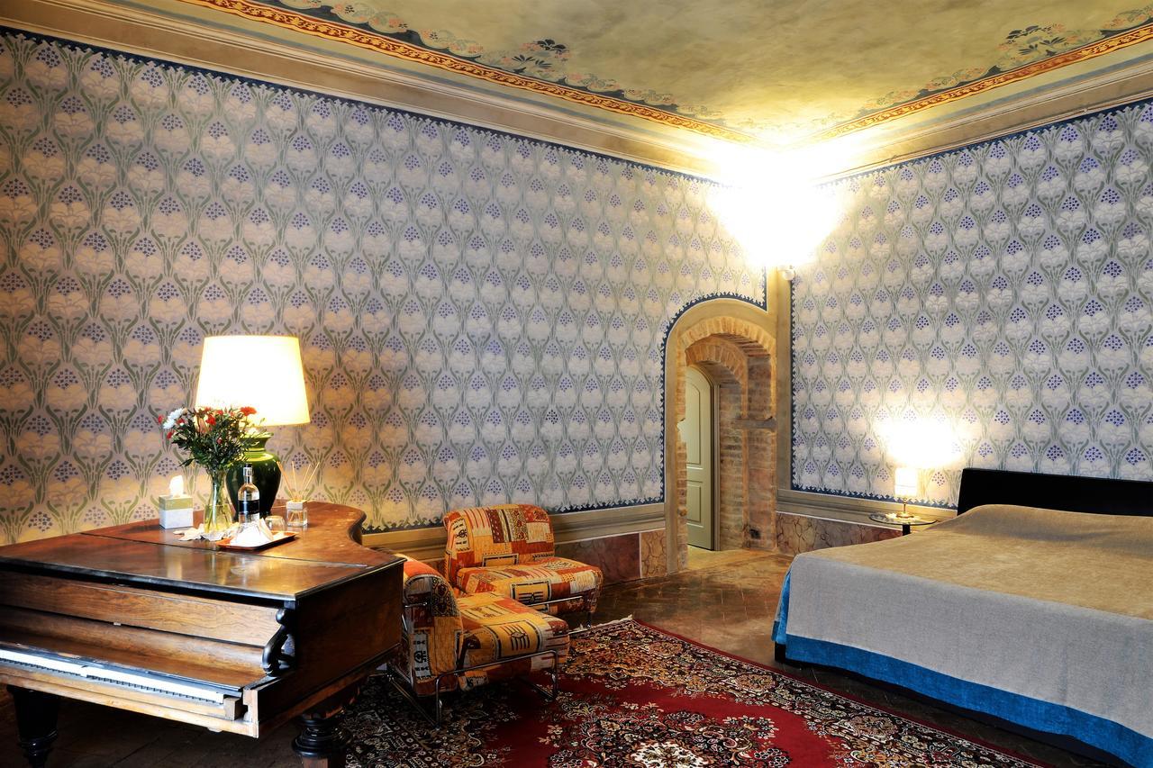 Il Palazzo Del Cardinale Bed & Breakfast Montalcino Phòng bức ảnh
